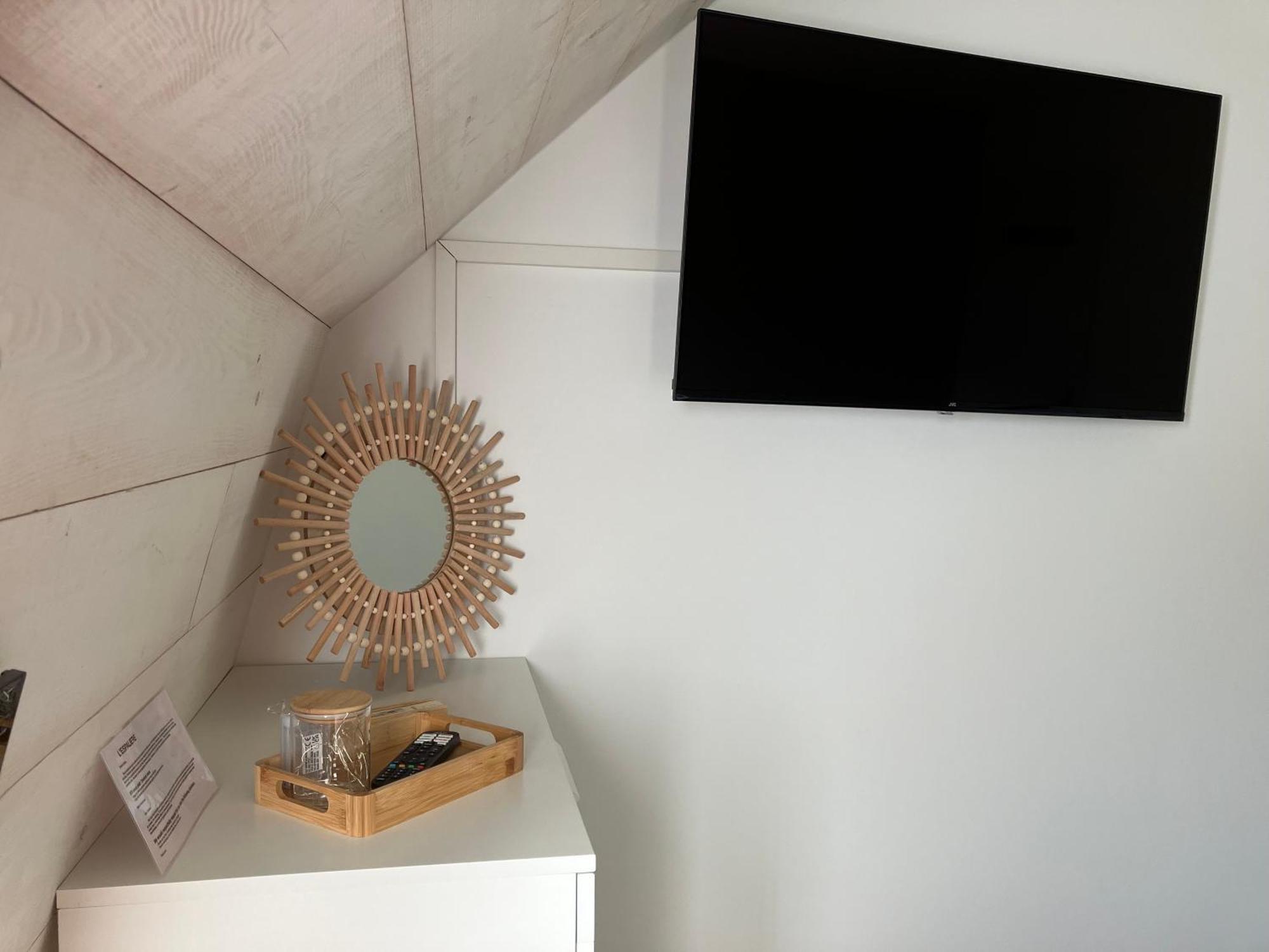 La Gentiane Bed and Breakfast Le Falgoux Εξωτερικό φωτογραφία